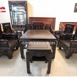 Bộ trường kỷ mang màu đen với phương pháp đánh màu si truyền thống