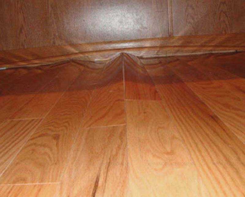 Gỗ bị cong vênh cũng do thi công không đúng kỹ thuật, tay nghề kém